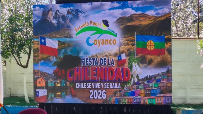 BRILLANTE PRESENTACIÓN FOLCLÓRICA REALIZARON ALUMNOS DE LA ESCUELA PUERTOS FRUTALES DE COYANCO