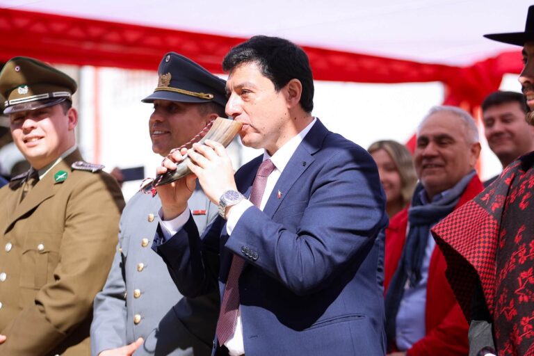 CULMINA PRIMERA PARTE DE LA CEREMONIA DE FIESTAS PATRIAS EN QUILLÓN