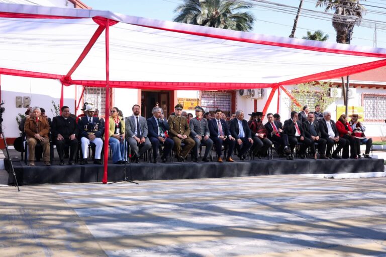 CULMINA PRIMERA PARTE DE LA CEREMONIA DE FIESTAS PATRIAS EN QUILLÓN