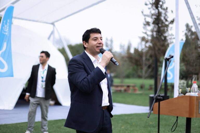 QUILLÓN PRESENTE EN LA CUMBRE DEL TURISMO