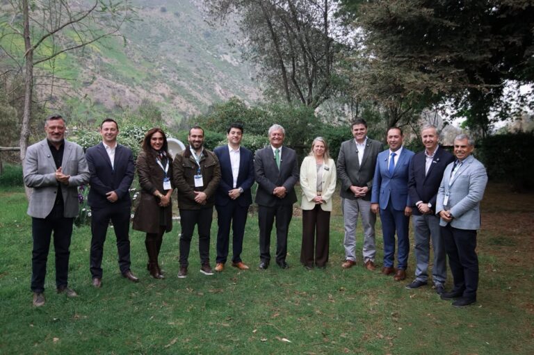 QUILLÓN PRESENTE EN LA CUMBRE DEL TURISMO